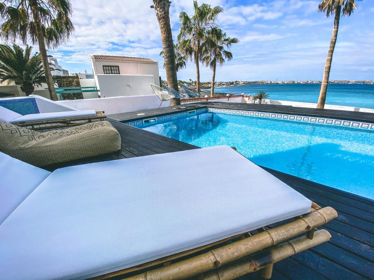 Villa Los Flamencos By Veaco- Beachfront & Pool Corralejo Bagian luar foto