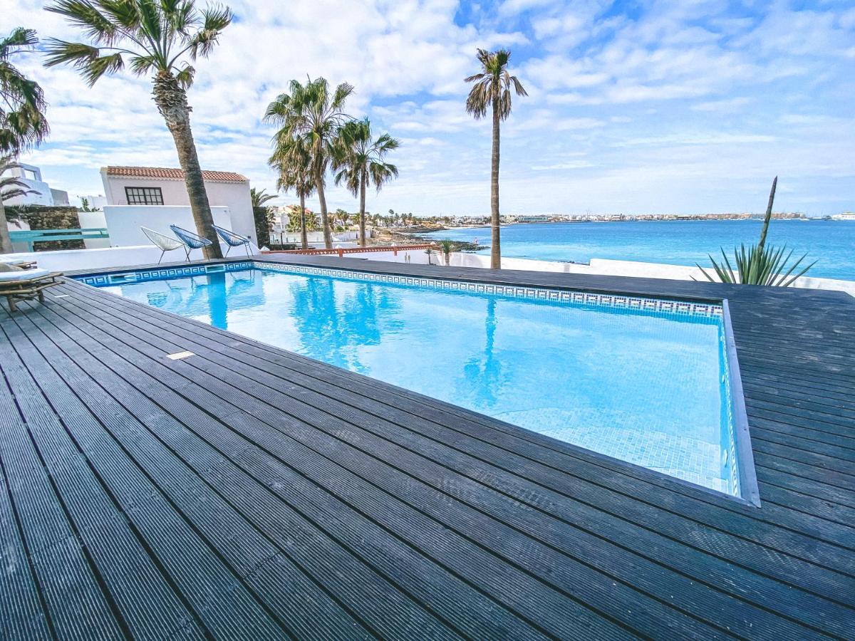 Villa Los Flamencos By Veaco- Beachfront & Pool Corralejo Bagian luar foto